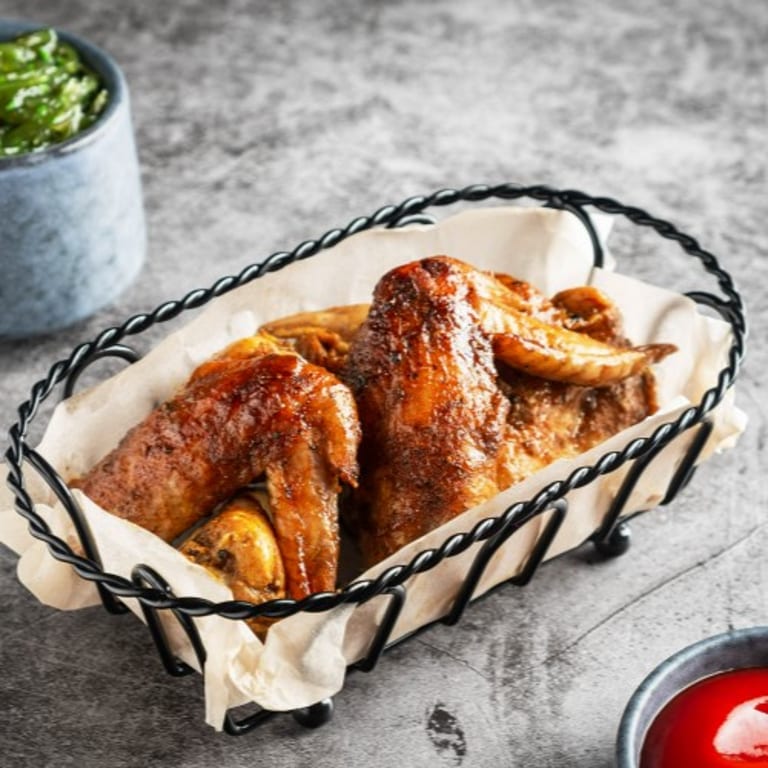 Delicious Wings: A Crowd Favorite