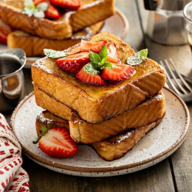 Strawberry Banana French Toasts.